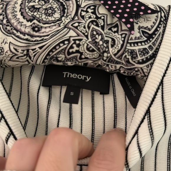 Knit top - Picture 3 of 3